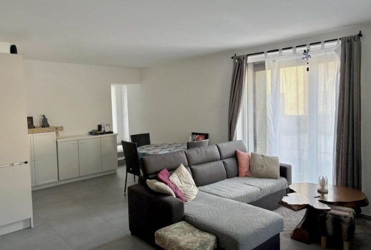 Maison villageoise entièrement transformée et rénovée à moins de 5 minutes d’Aubonne