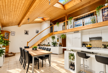 Pour investisseurs – Lot de 4 appartements, une surface commerciale en PPE et 10 parkings